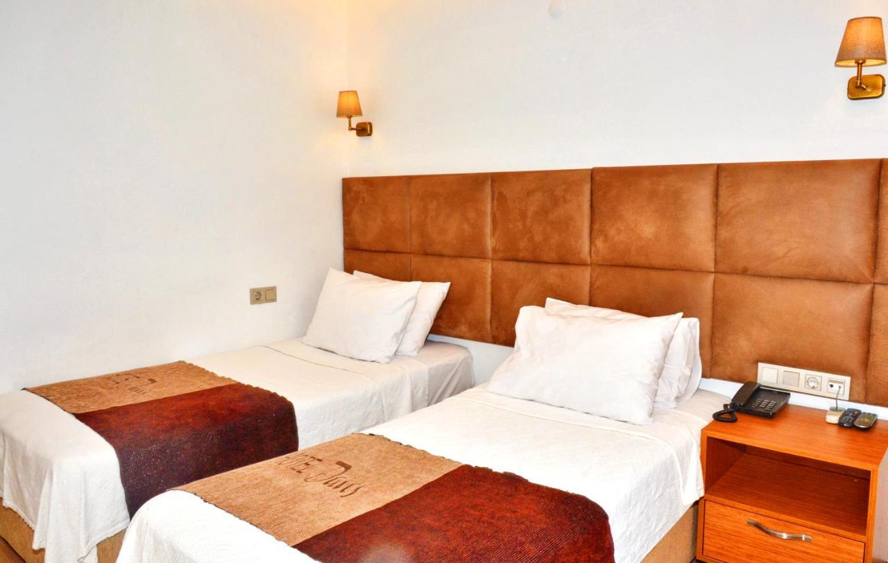 Hotel Davos Istanbul Bagian luar foto