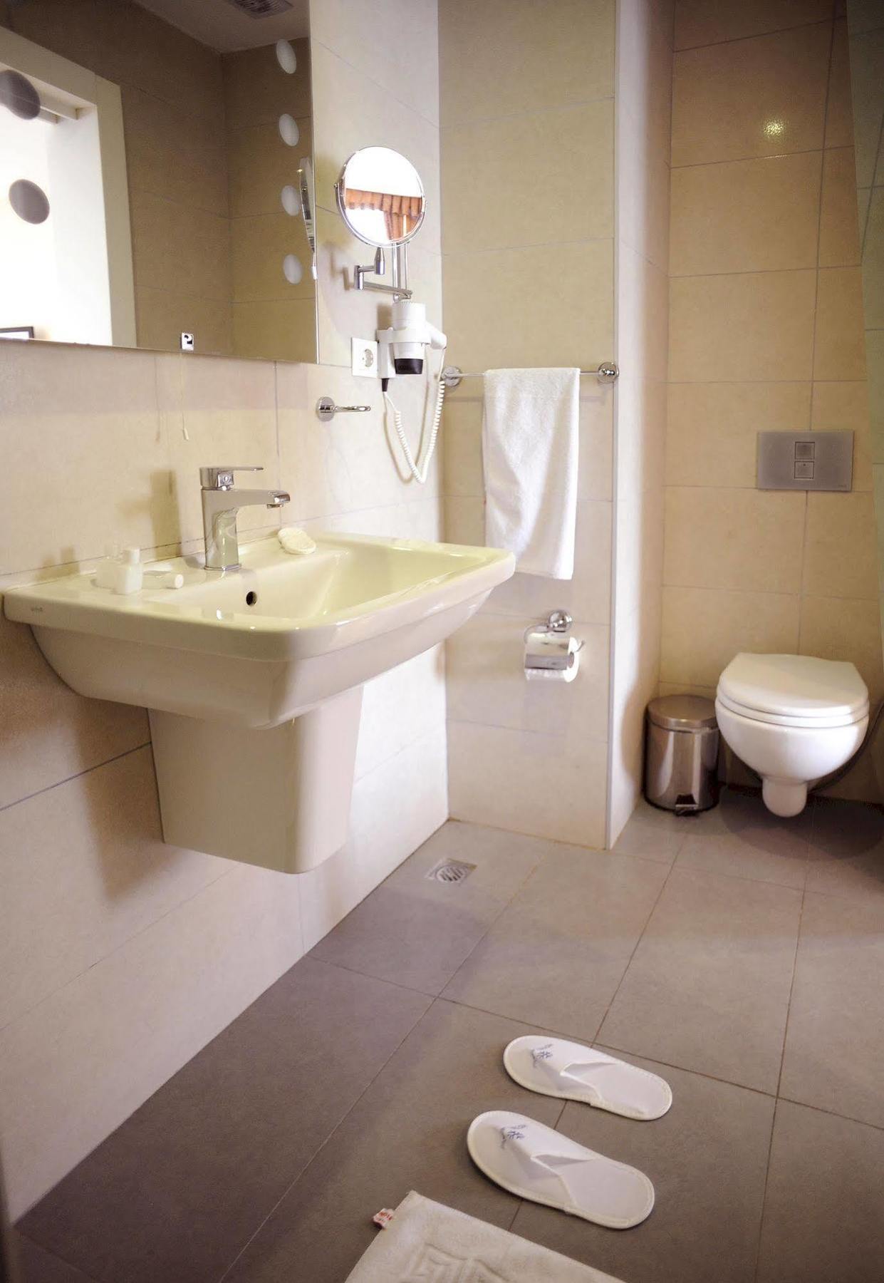 Hotel Davos Istanbul Bagian luar foto