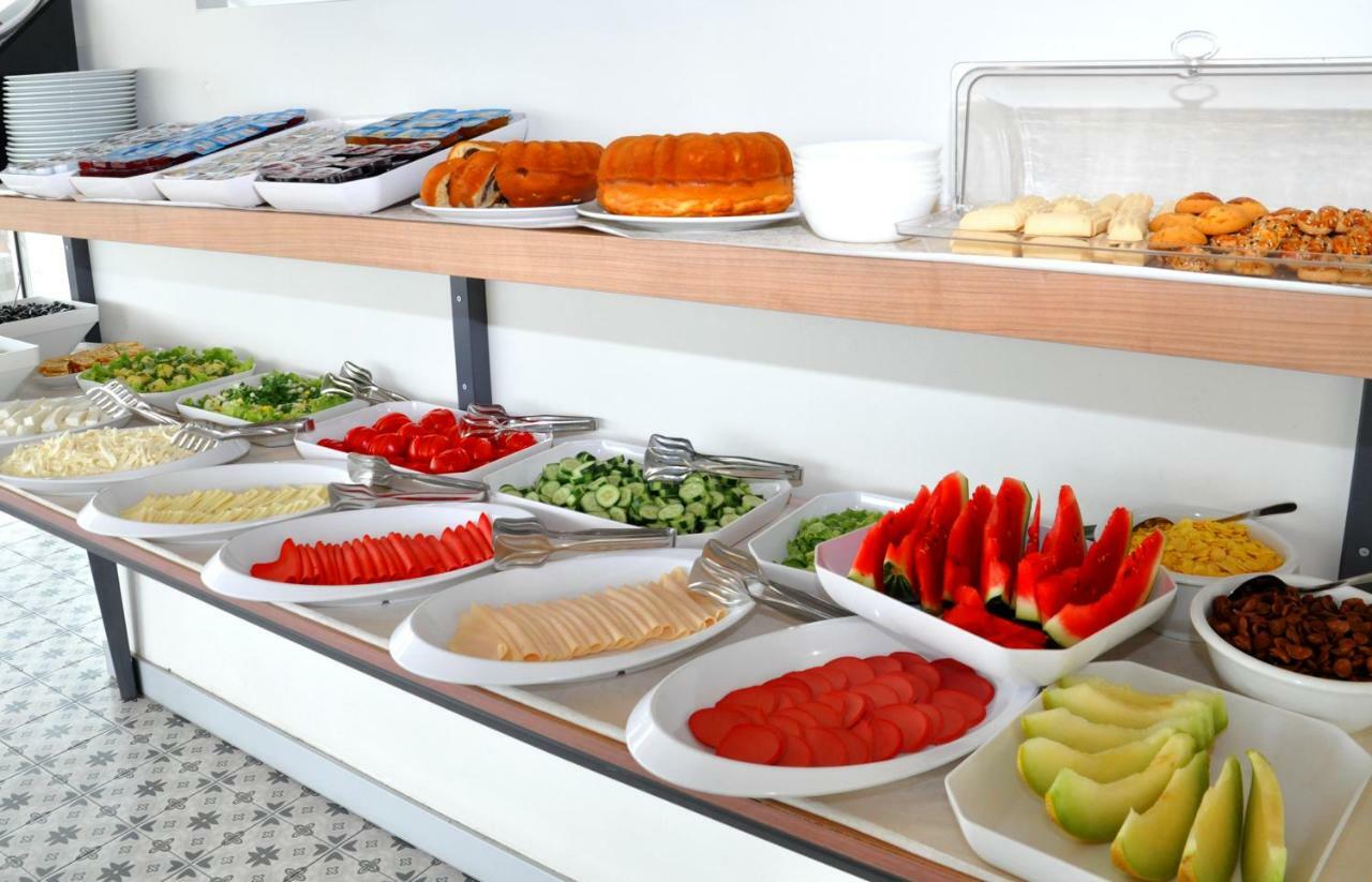 Hotel Davos Istanbul Bagian luar foto
